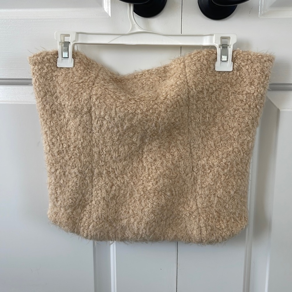 Women’s are a size small faux fur bustiers worn once